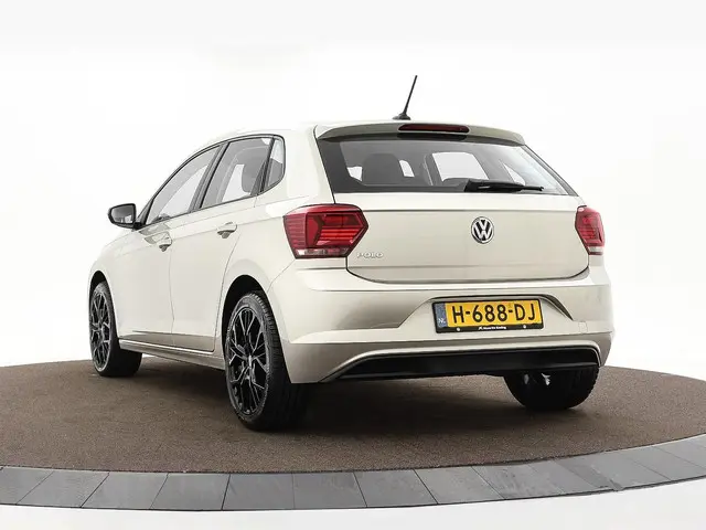 Volkswagen Polo 1.0 TSI 95pk Comfortline 2020 Benzine 22