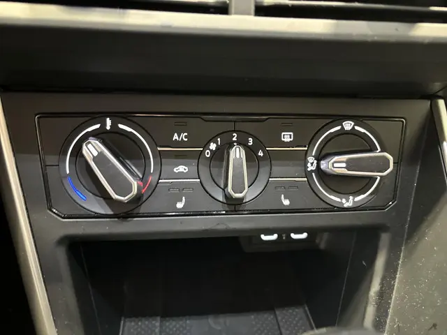 Volkswagen Taigo 1.0 TSI 110pk DSG Life 2023 Benzine 6