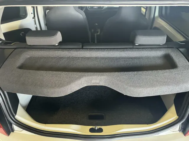 SEAT Mii 1.0 Sport Dynamic 2014 Benzine 18