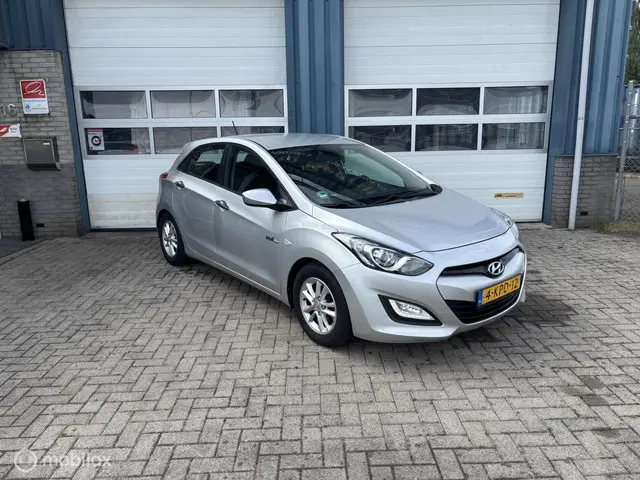 Hyundai i30 1.6 GDI Business Edition 2013 Benzine 7