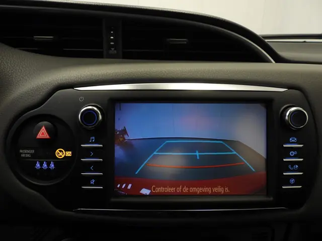 Toyota Yaris 1.5 Hybrid Active 2018 Hybride Benzine 8