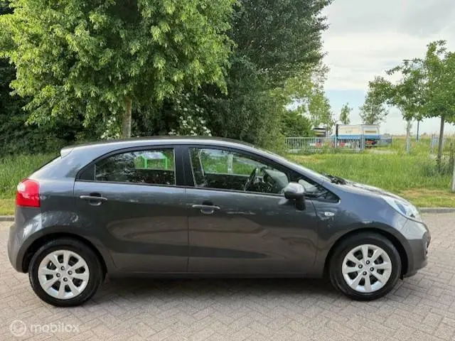 Kia Rio 1.2 CVVT BusinessLine 2015 Benzine 4