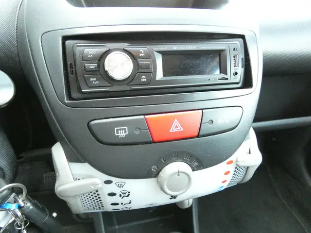 Peugeot 107 HELAAS VERKOCHT!!! 2013 Benzine 14