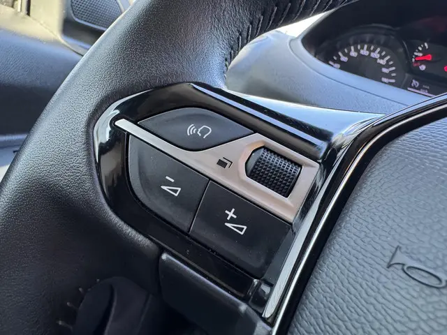 Peugeot Partner 1.5 BlueHDi 130 EAT8 S&S L1 2023 Diesel 29