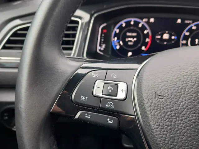 Volkswagen T-Roc 1.5 TSI Sport 2018 Benzine 23