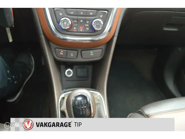 Opel Mokka 1.4 T Cosmo 4x4 2013 Benzine 19