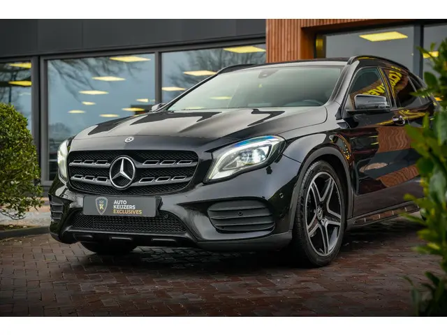 Mercedes-Benz GLA GLA 180 2019 Benzine 11