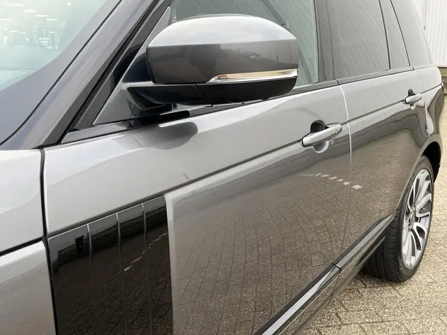 Land Rover Range Rover 4.4 SDV8 Vogue 2018 Diesel 45