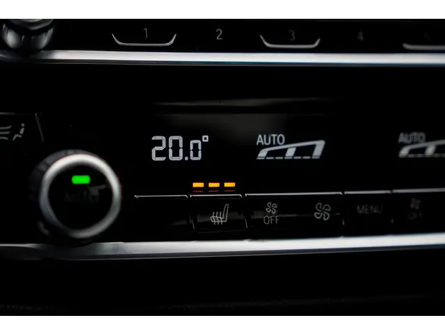 BMW 5 Serie 530e High Executive 2020 Hybride Benzine 21