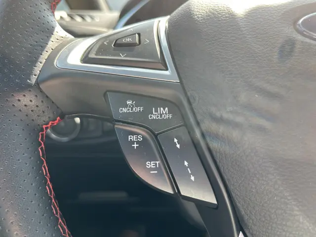 Ford S-Max 2.5 FHEV ST-Line 7pers 2023 Hybride Benzine 31