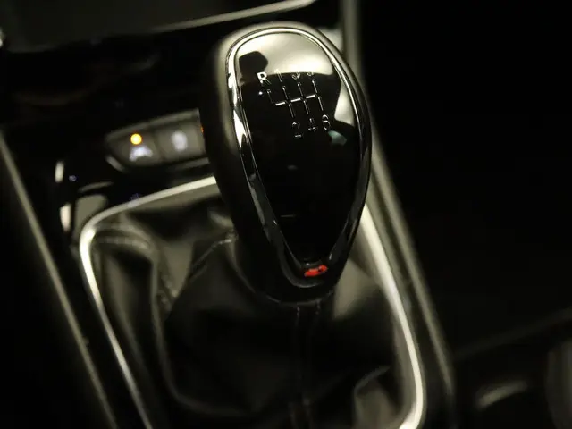 Opel Astra 1.2 Edition 2020 Benzine 32