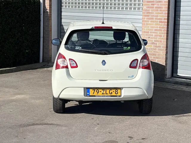 Renault Twingo 1.2 16V Authentique 2013 Benzine 8