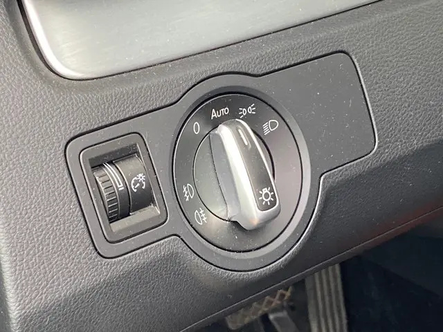 Volkswagen Passat Variant 2.0 TSI Highline 2012 Benzine 8