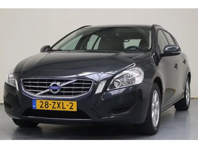 Volvo V60 T4 Kinetic Automaat 2013 Benzine 5