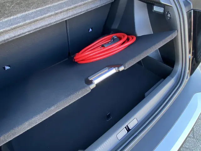 Peugeot e-2008 EV GT Avantage 54 kWh 2025 Elektrisch 14