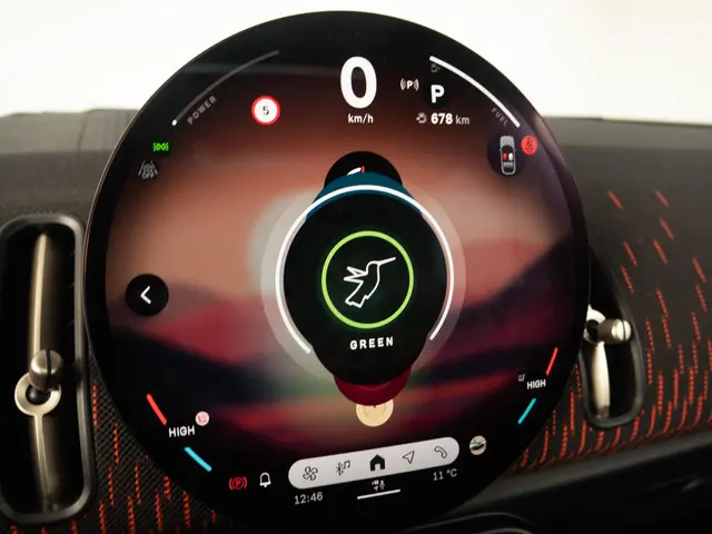 MINI Countryman C 2025 Benzine 37