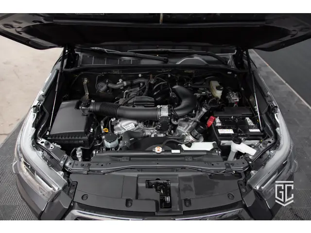 Toyota Hilux 4.0 Double Cab Adventure 2024 Benzine 15
