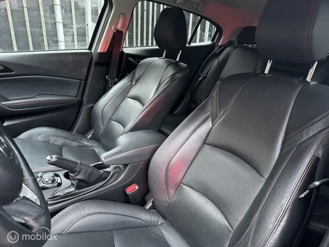 Mazda 3 2.0 GT-M Keyless Bose Xenon Leder 2015 Benzine 25
