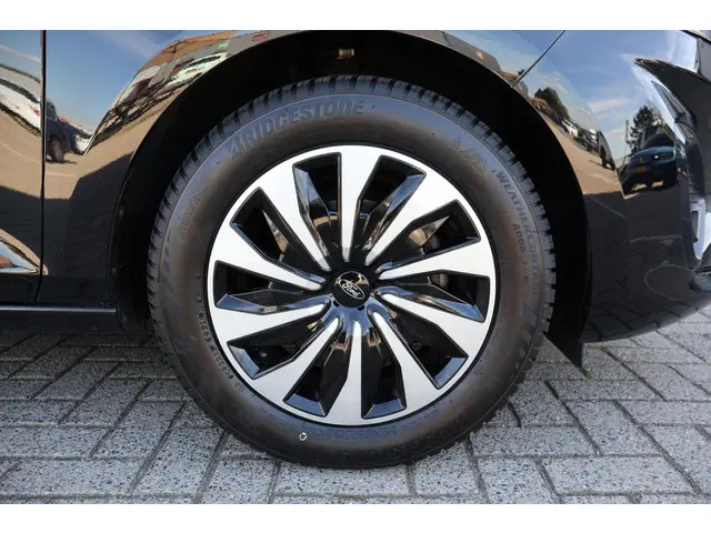 Ford Fiesta 1.0 Hybrid Titanium 2022 Hybride Benzine 18