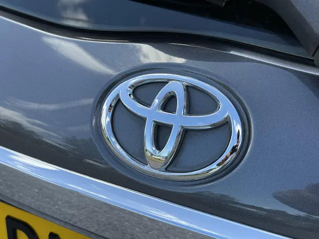 Toyota Yaris 1.3 VVT-i Dynamic 2013 Benzine 28