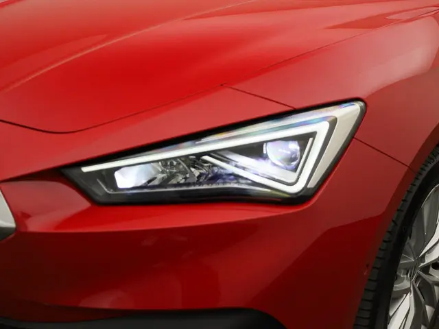 SEAT Leon 1.5eTSI/150PK Excellence DSG 2021 Benzine 16