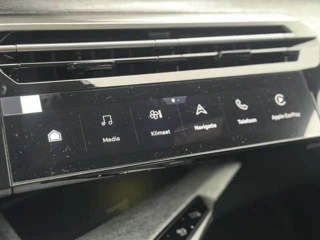 Peugeot 3008 1.2 Hybrid 145 GT 2026 Hybride Benzine 23