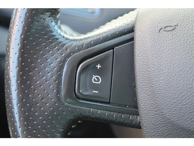 Renault Scénic 1.2 TCe Bose//Navi//Trekhaak!! 2013 Benzine 11