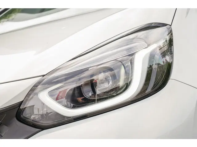 Honda Jazz 1.5i e:HEV ADVANCE 2024 Hybride Benzine 36