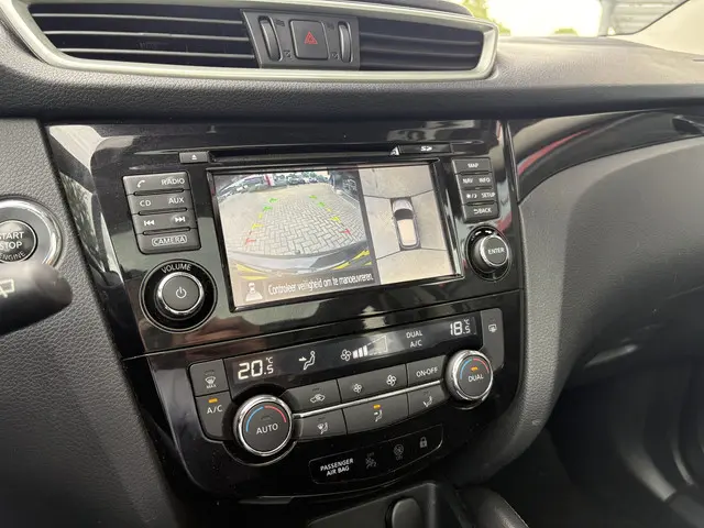 Nissan QASHQAI 1.2 N-Connecta 2017 Benzine 18