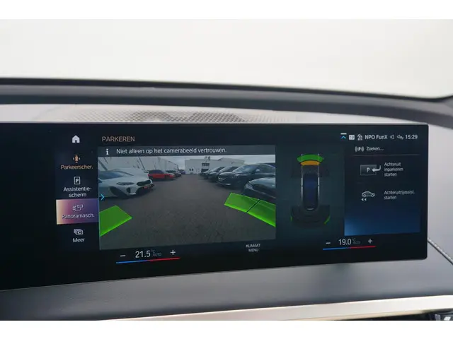BMW iX xDrive40 2021 Elektrisch 26