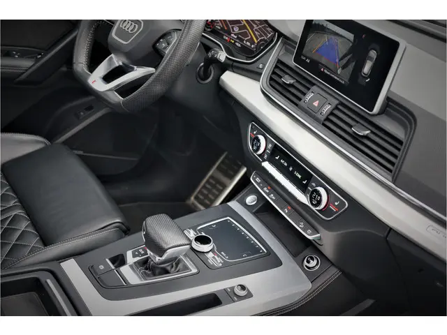 Audi Q5 2.0 TFSI quattro Launch Edition 2017 Benzine 59