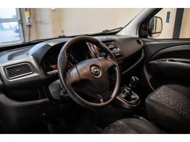 Opel Combo 2.0 CDTi L2H1 Sport 2016 Diesel 8