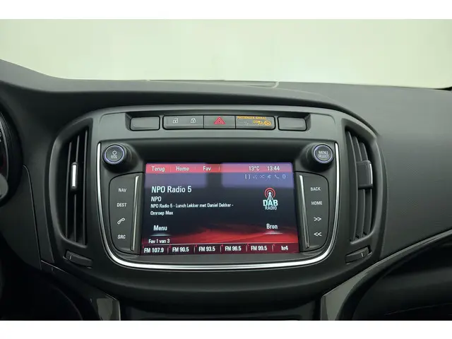 Opel Zafira 1.6 Turbo Business Executive 2017 Benzine 23