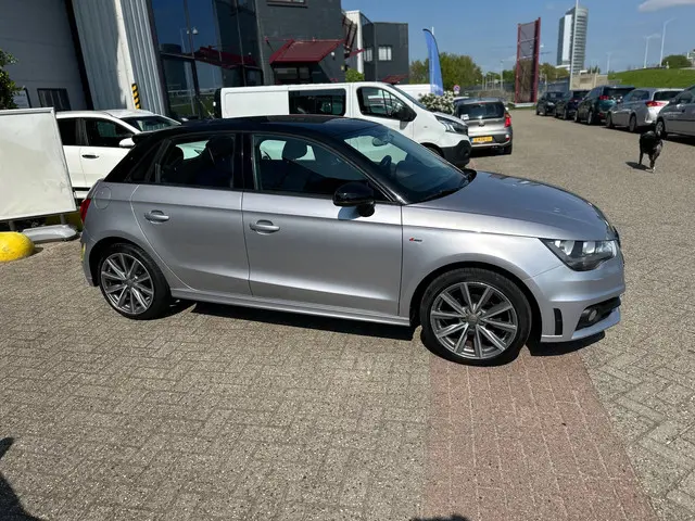 Audi A1 Sportback 1.2 TFSI S Line , 1. Hand 2014 Benzine 6