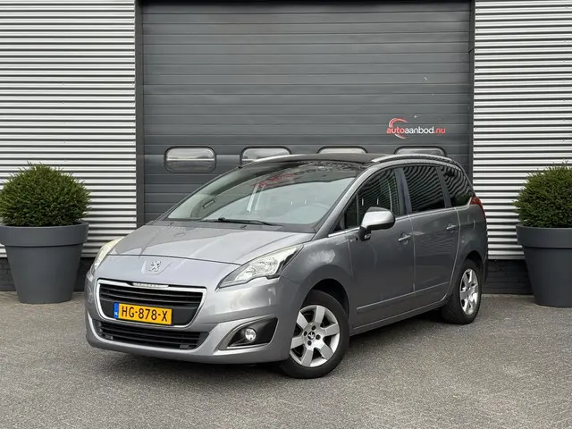 Peugeot 5008 1.2 PureTech Style 7p. 2015 Benzine