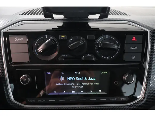 Volkswagen up! 1.0 2021 Benzine 10