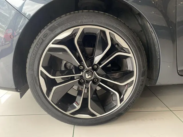 Renault Clio Estate TCe 90 Energy Bose 2019 Benzine 21
