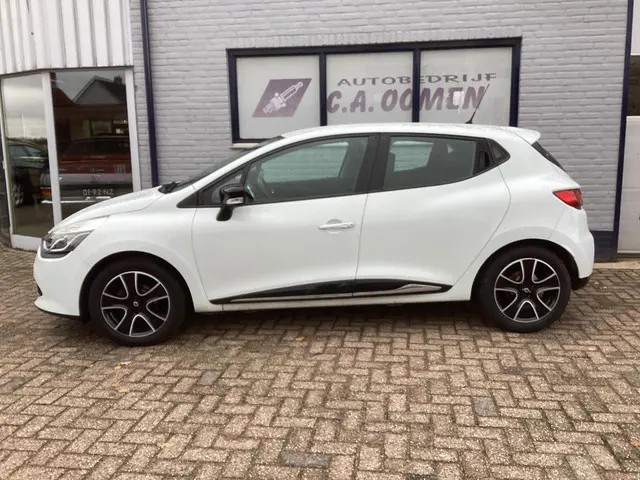 Renault Clio 0.9 TCe Eco2 Expression 2016 Benzine 5
