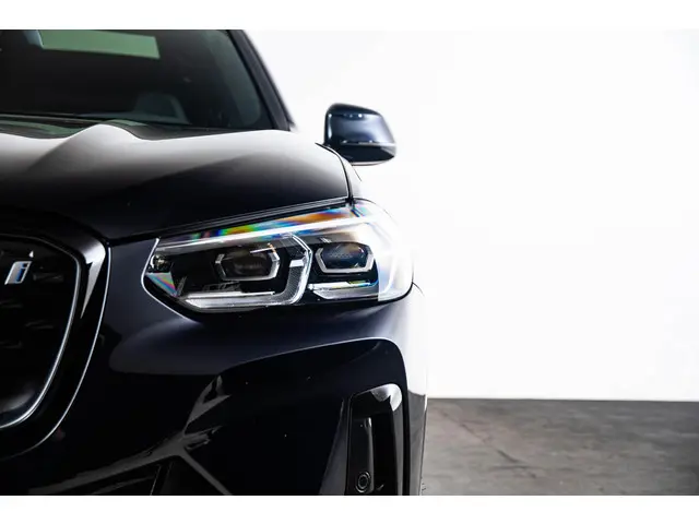BMW iX3 Executive 80 kWh 2023 Elektrisch 24