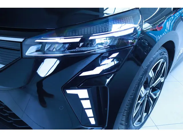 Mitsubishi Colt 1.6 HEV Intense+ 2025 Hybride Benzine 17