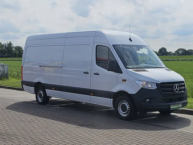 Mercedes-Benz Sprinter 317 2023 Diesel 5
