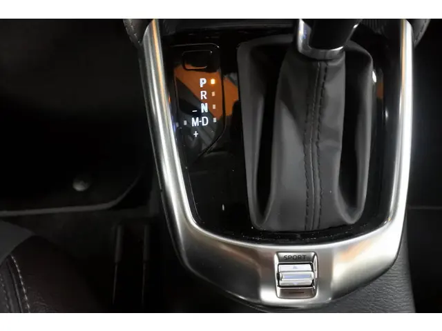 Mazda 2 1.5 90pk Automaat GT-M 2019 Benzine 29