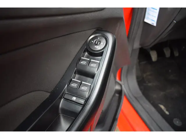 Ford Fiesta 1.25 2015 Benzine 11
