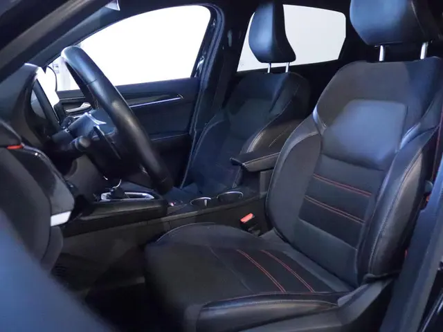 Renault Arkana 1.3 TCe 140 EDC R.S. Line 2021 Benzine 13