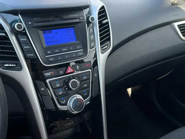 Hyundai i30 1.6 GDI i-Drive Cool Plus 2016 Benzine 9