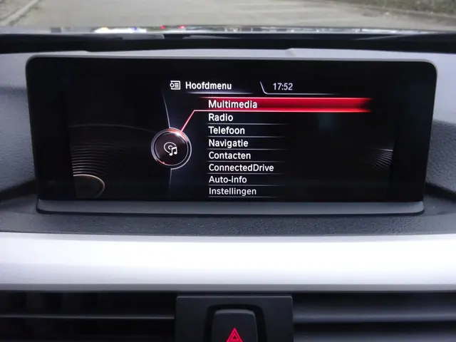 BMW 3 Serie 320i Executive AUTOMAAT 2015 Benzine 14
