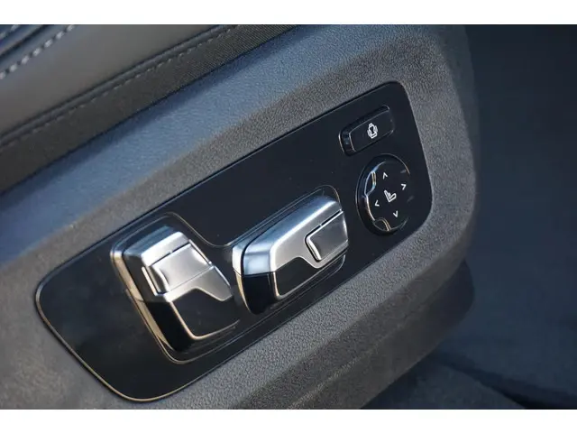 BMW X6 xDrive40i 2026 Benzine 15