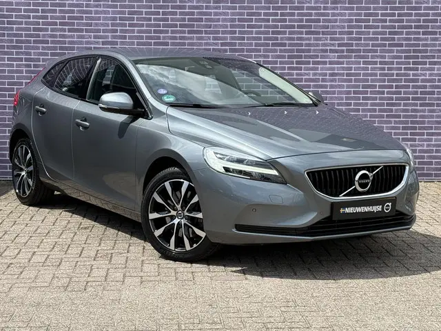 Volvo V40 1.5 T3 Dynamic Edition 2018 Benzine 25