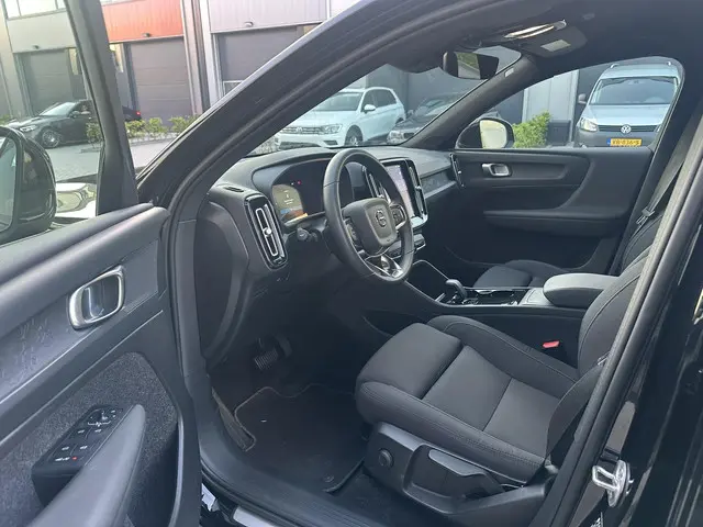 Volvo XC40 Volvo XC40 - Recharge 2023 Elektrisch 12