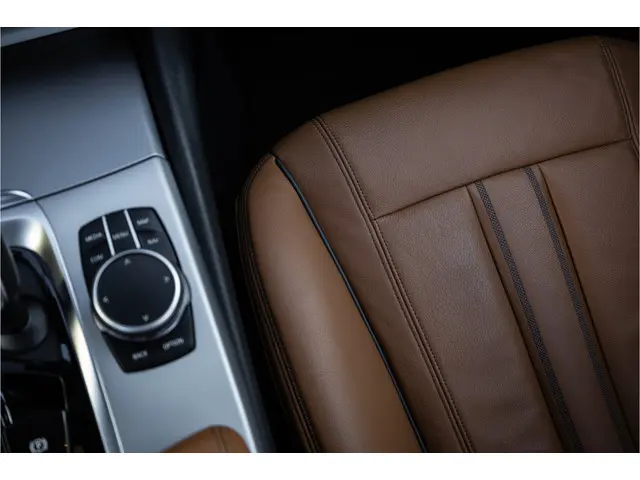 BMW 5 Serie Touring 530e 2021 Hybride Benzine 45